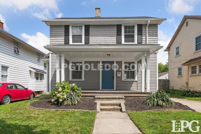 Building Photo - 4318 Commonwealth Ave Rental