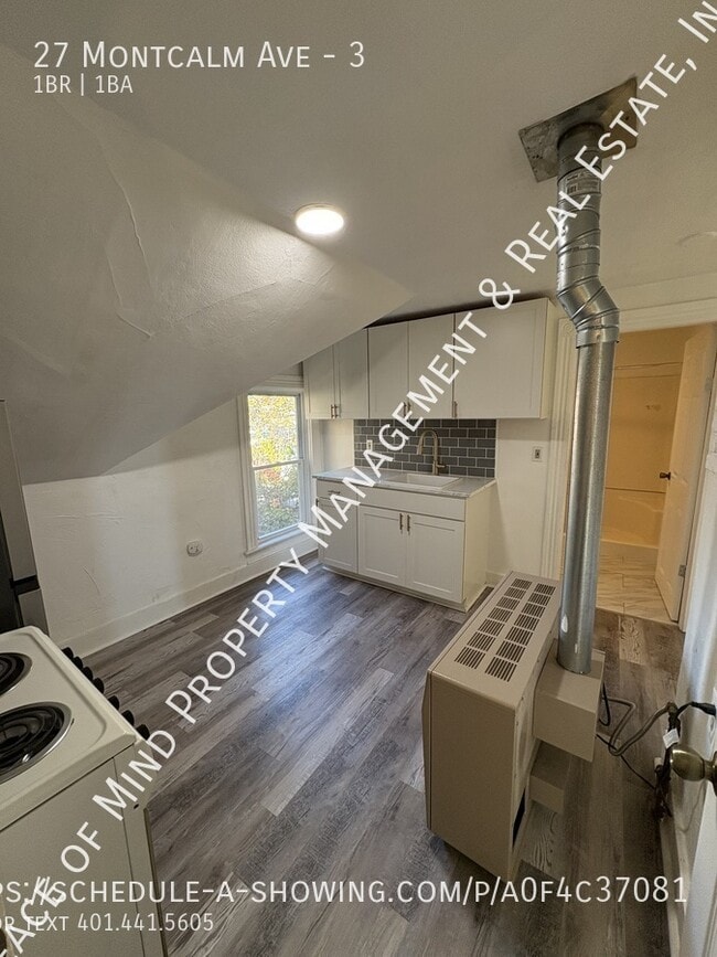 Building Photo - 27 Montcalm St Unit 3