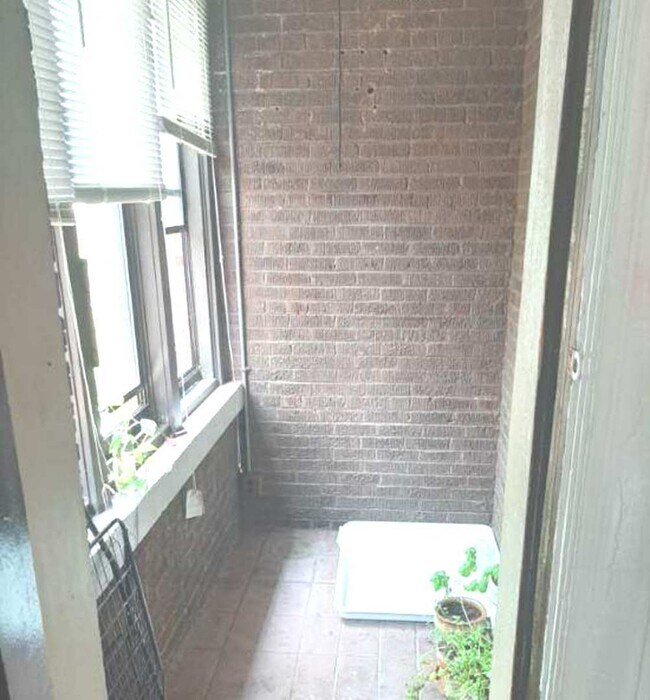 Photo - 1125 Davis St Unit F3