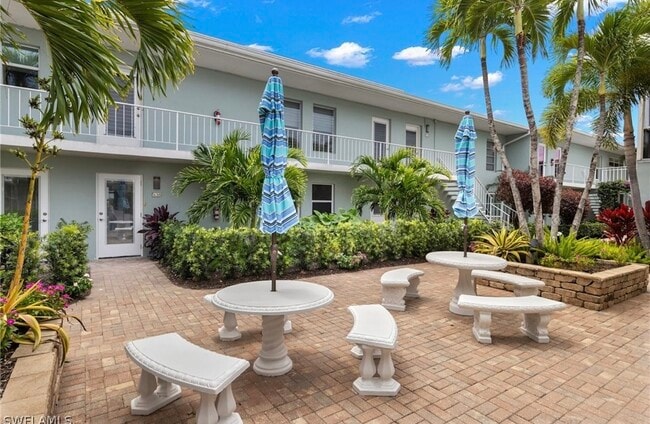 Photo - 685-612 12th Ave S Unit 1