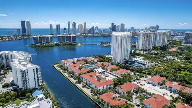 Photo - 3255 NE 184th St Unidad 12215