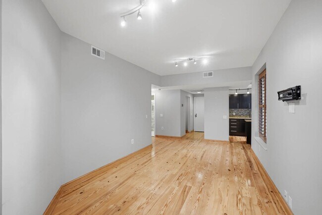 1763 Columbia Rd NW Unidad 307