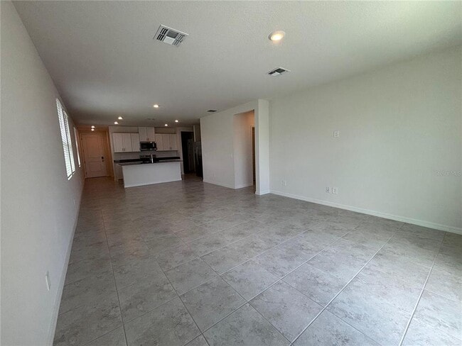 Photo - 5526 Clove Row