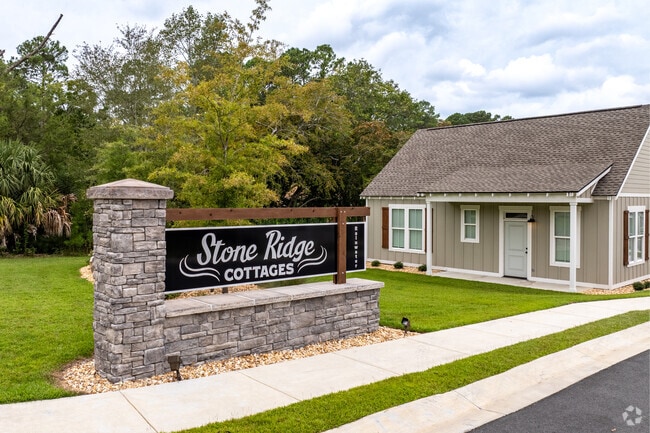 Stone Ridge Cottages - Signage