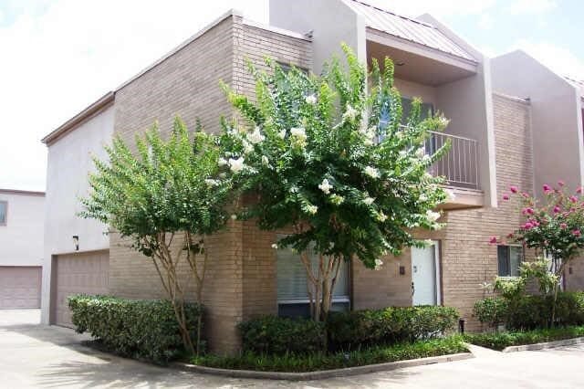 Building Photo - 1115 Augusta Dr Unit 36