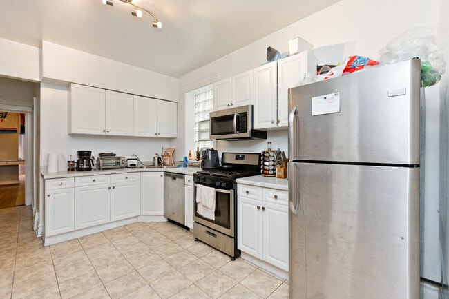 Photo - 3712 N Racine Ave Unit 1