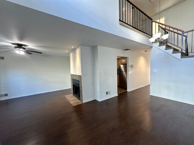 Photo - 2 bedrooms 2.5 bath