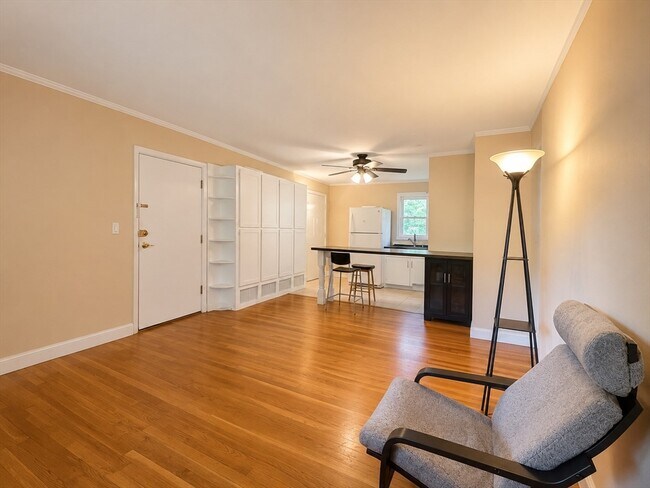Photo - 53 Lionel Ave Unit F