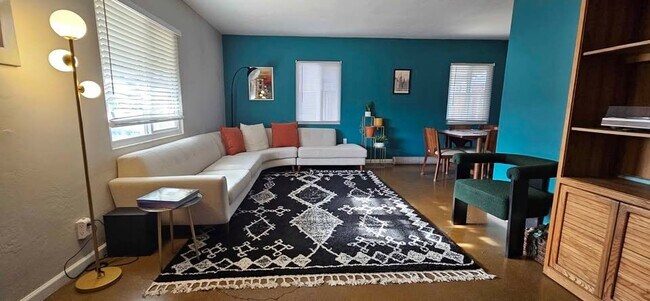 Photo - 4009 N 13th Ave