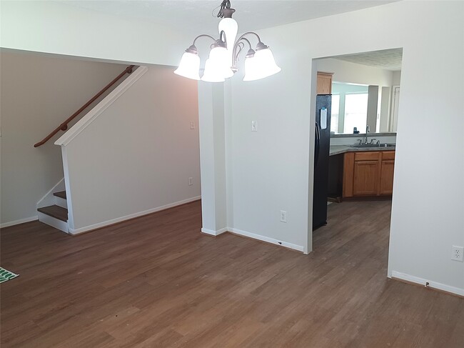 Photo - 13414 Beechglen Ln