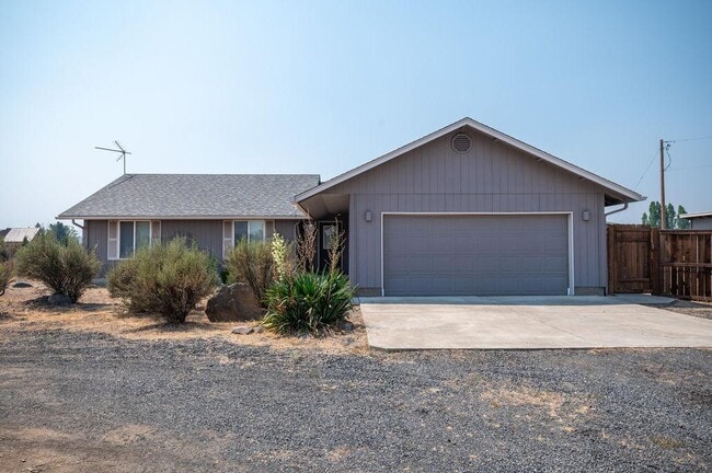 Building Photo - 66929 Lance Rd