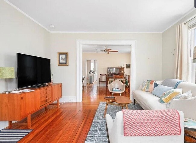 Photo - 181 Pleasant St Unit 1