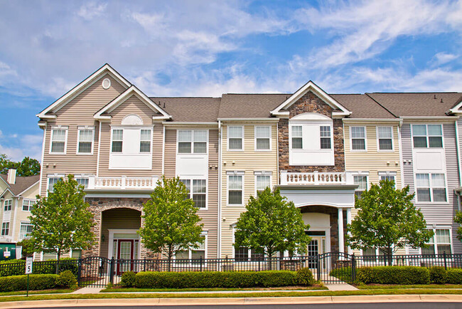 Broadlands - Broadlands Townhomes