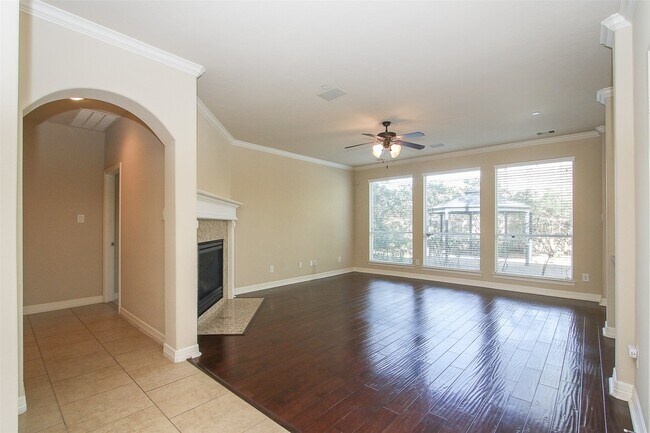 Photo - 11722 Spriggs Way