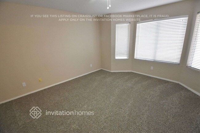 Photo - 8808 E Des Moines St