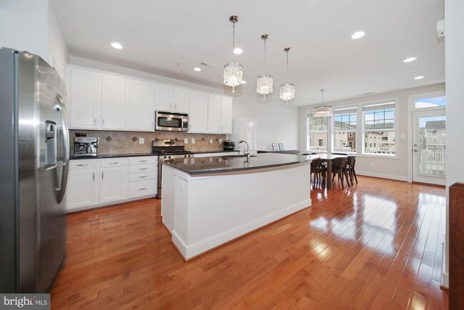 Photo - 609 Hendrix Ave