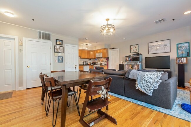 Photo - 215 Grand St Condo Unit 1F