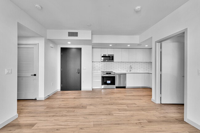 Photo - 1240 Magnolia Ave Unit 212