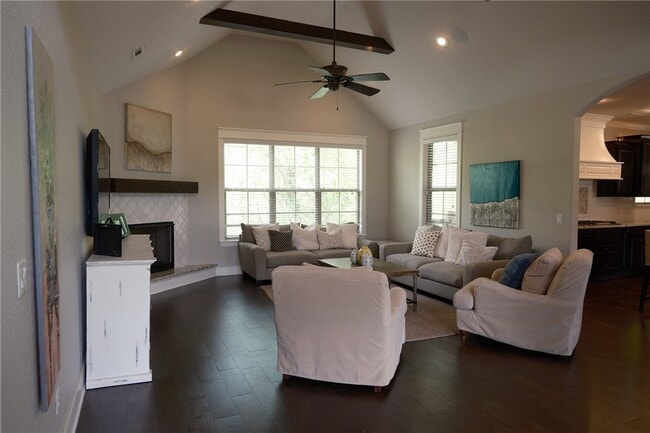 Photo - 2200 NW Small Oaks St