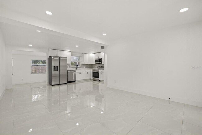 Photo - 2134 Catalina Dr