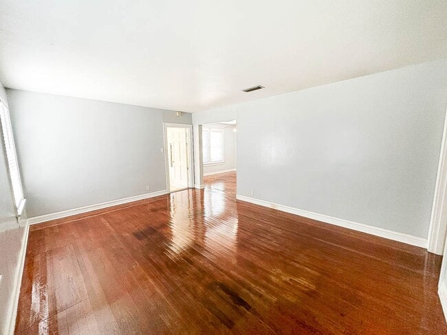 Photo - 3 bedroom house in Highland!