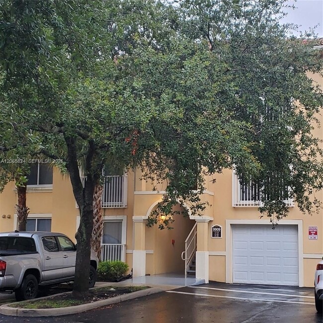 Photo - 9909 Westwood Dr Unidad 12-1