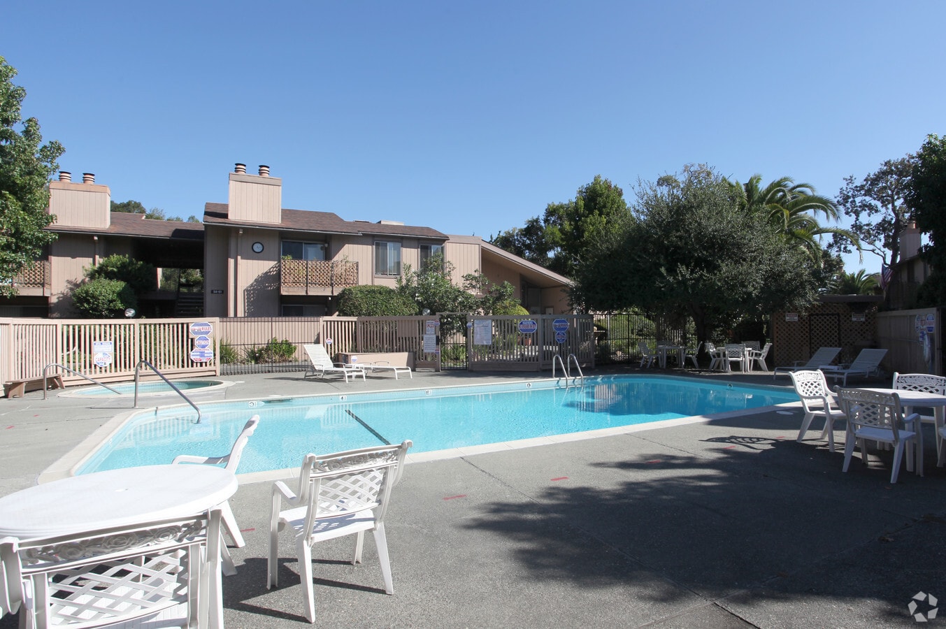 La Casa Novato - La Casa Novato