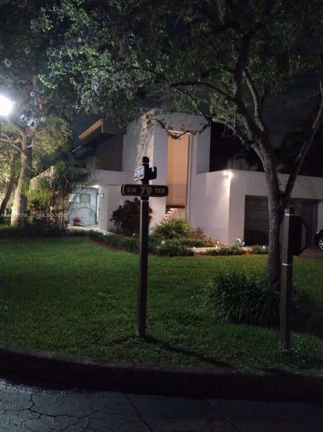 Building Photo - 11843 SW 79th Terrace