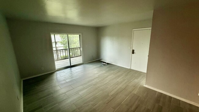 Photo - 6519 W Newberry Rd