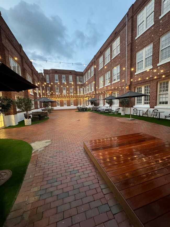 Elmwood Lofts