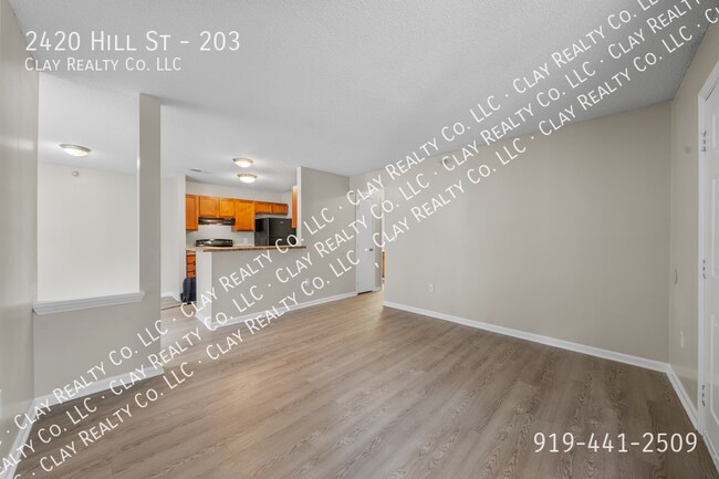 Photo - 2420 Hill St Unit 203