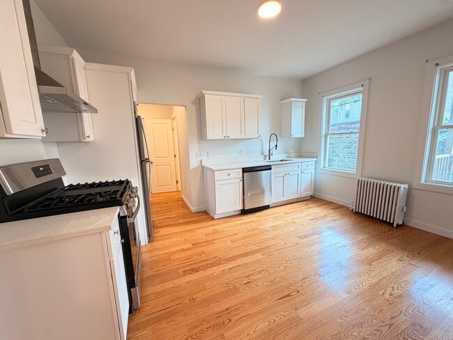 74 Mora St Unit 1
