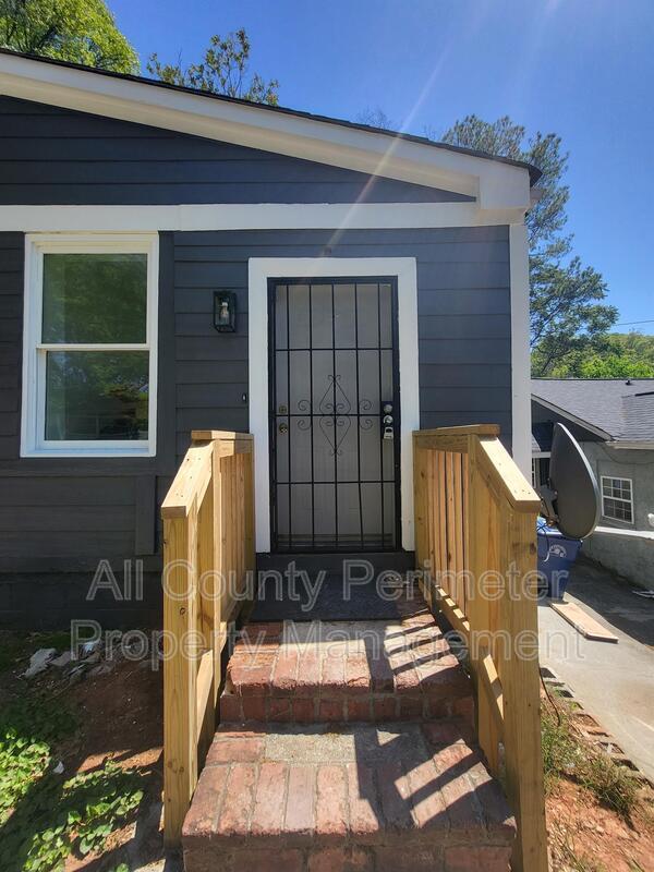 Photo - 1154 Windsor St SW Unidad B