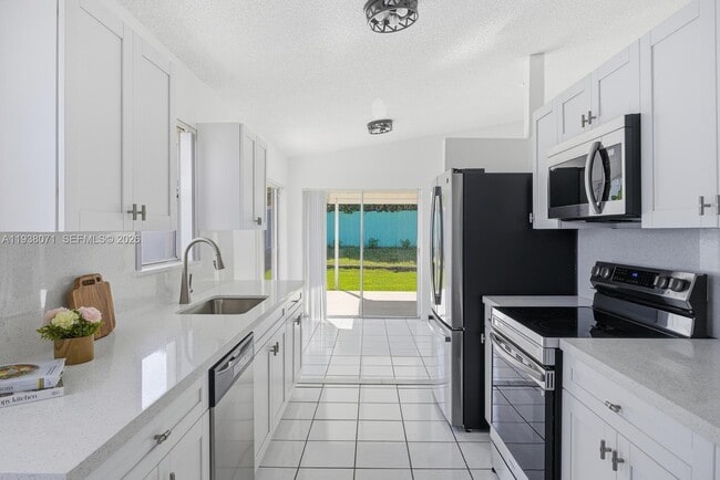 Photo - 12002 SW 210th St