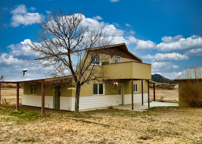 Building Photo - 3810 Green Meadow Dr Rental