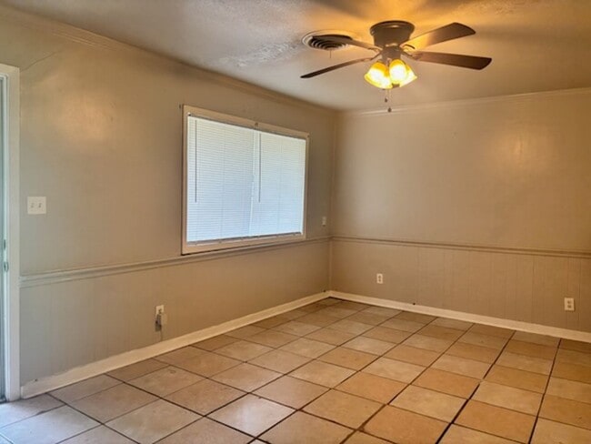 Photo - 1554 Dianne Dr