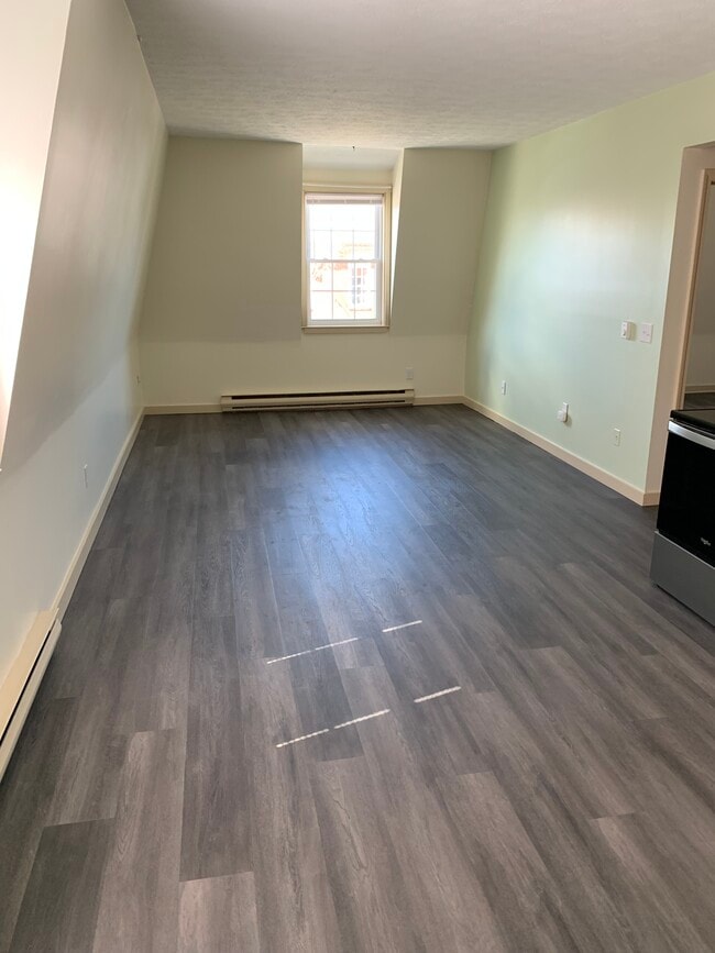 Photo - 191 Main St Unit Apt 3