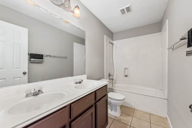 Photo - AUGUST PRE-LEASE! Incredible 4 Bed 3 Bath ...