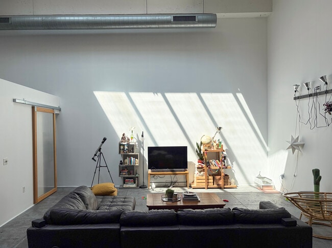 Sunny skylight