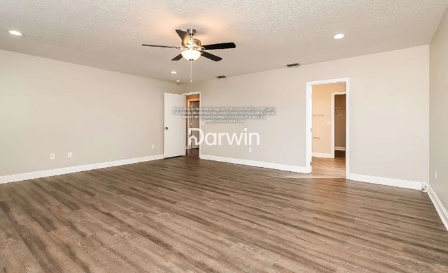 Photo - 3115 Natoma Way