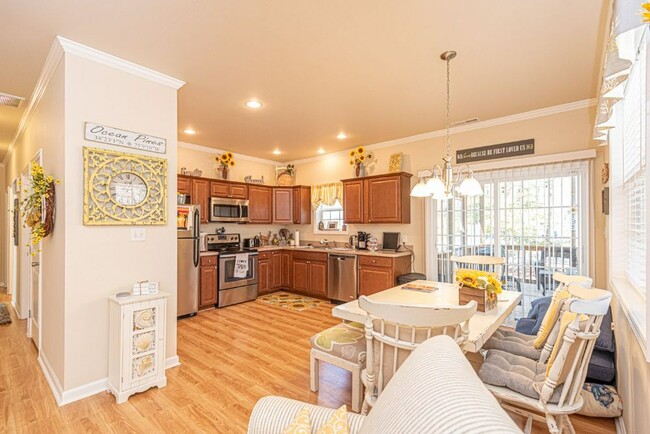 Photo - 29 Burr Hill Dr