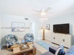 Photo - 350 Grapetree Dr