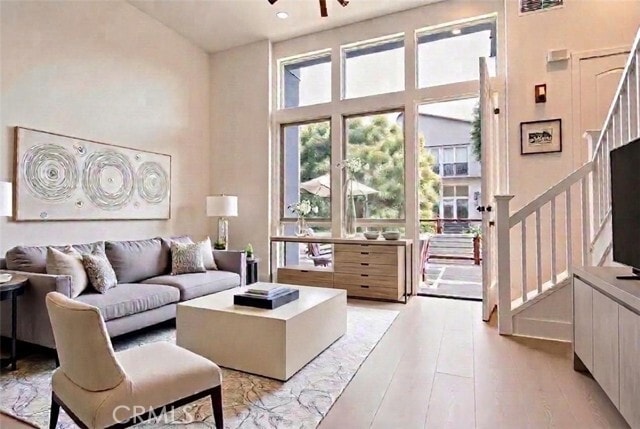 Building Photo - 5405 W 149th Pl Unit 4