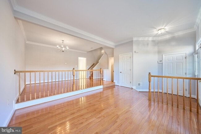 Photo - 685 Springhouse Square SE