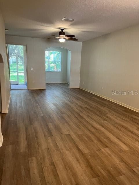 Photo - 1140 Hillhurst Dr