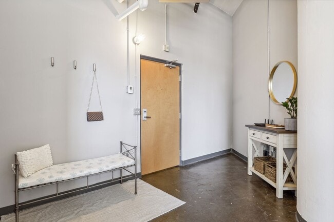 Photo - 500 Robert St N Unit 307