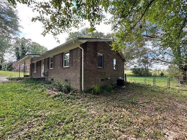 Photo - (Currently working on the property) 3/2 in...