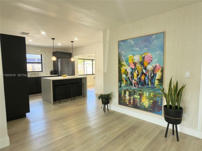 Photo - 325 NE 121st Terrace