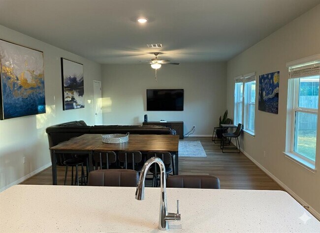 Photo - 11700 Lily Branch Ln