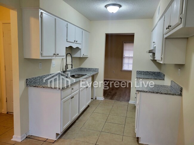 Photo - 4425 Hunt Cliff Trce